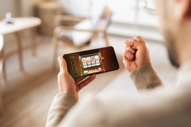 guruslot app icon and installation steps on Android and iOS devices